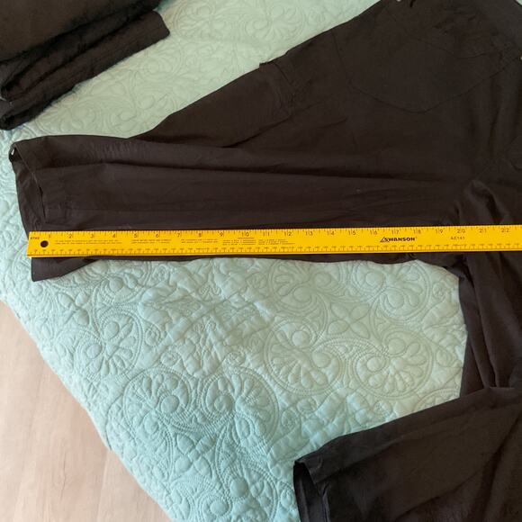 Valerie Women's Dash Flex Knit Waist Cargo Pocket Capris Black PXL NWT - Picture 10 of 11